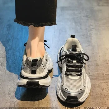 Спортни обувки, Дамски 2024 Нова Окото Дишащи обувки за баща на дебела подметка, дамски ежедневни обувки за бягане, Вулканизированная обувки на равна платформа