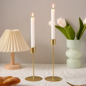 2 броя домашно осветление, луксозни декорации под формата на свещници, подпори за вечеря на свещи в ретро стил, прости домашни романтична украса за масата